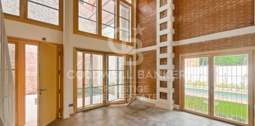 2 bedrooms duplex for sale in Barcelona, Catalonia, Spain № 7989