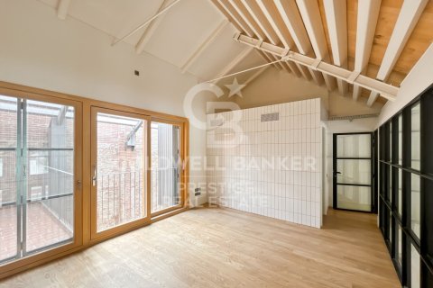 2 bedrooms duplex for sale in Barcelona, Catalonia, Spain № 7989 - photo 24