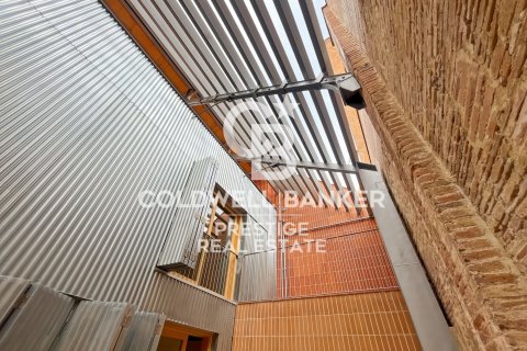 2 bedrooms duplex for sale in Barcelona, Catalonia, Spain № 7989 - photo 19