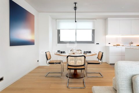 4 bedrooms apartment for sale in Barcelona, Catalonia, Spain № 7987 - photo 11