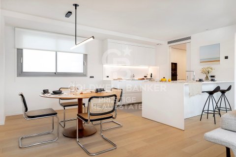 4 bedrooms apartment for sale in Barcelona, Catalonia, Spain № 7987 - photo 12