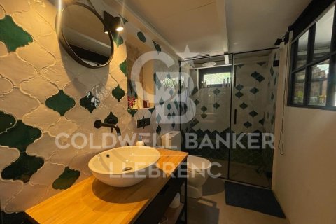 Dúplex de 3 dormitorios en venta en Barcelona, Cataluña, Spain № 7991 - foto 15