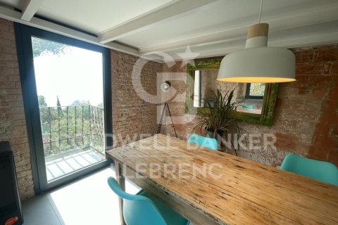 Dúplex de 3 dormitorios en venta en Barcelona, Cataluña, Spain № 7991 - foto 7