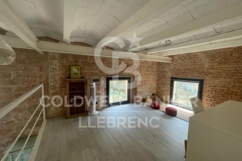 Dúplex de 3 dormitorios en venta en Barcelona, Cataluña, Spain № 7991 - foto 21