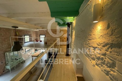 Dúplex de 3 dormitorios en venta en Barcelona, Cataluña, Spain № 7991 - foto 19