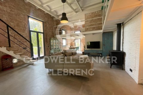 Dúplex de 3 dormitorios en venta en Barcelona, Cataluña, Spain № 7991 - foto 4