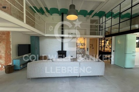 Dúplex de 3 dormitorios en venta en Barcelona, Cataluña, Spain № 7991 - foto 5