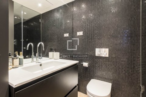 Купить квартиру в Барселона, Испания с 3 спальни, 133м², № 7157 - фото 3
