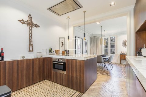 Купить квартиру в Барселона, Испания с 3 спальни, 133м², № 7157 - фото 10