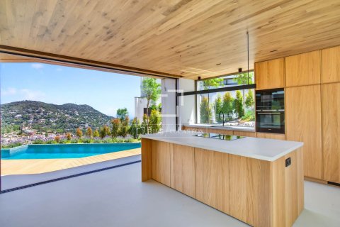 Villa de 5 dormitorios en venta en Cabrils, Barcelona, Cataluña, Spain № 7155 - foto 5