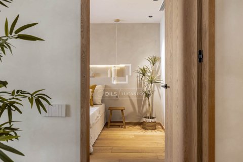Купить квартиру в Барселона, Испания с 3 спальни, 132м², № 3980 - фото 15