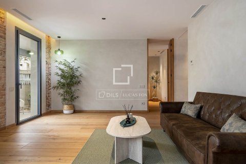 Купить квартиру в Барселона, Испания с 3 спальни, 132м², № 3980 - фото 5