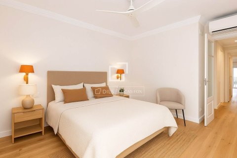 Apartamento de 2 dormitorios en venta en Barcelona, Cataluña, Spain № 3977 - foto 17