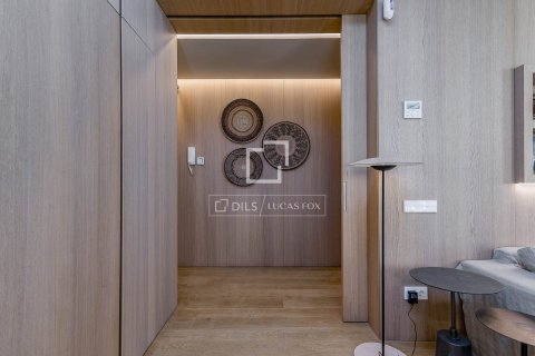 Apartamento de 3 dormitorios en venta en Barcelona, Cataluña, Spain № 3979 - foto 26