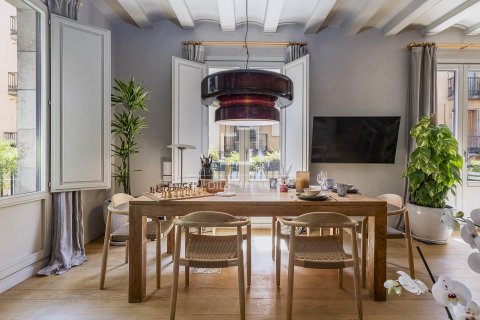 Apartamento de 3 dormitorios en venta en Barcelona, Cataluña, Spain № 3979 - foto 4