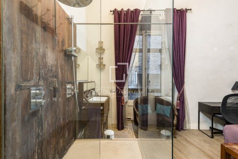 2 bedrooms apartment for sale in Barcelona, Catalonia, Spain № 3983 - photo 20