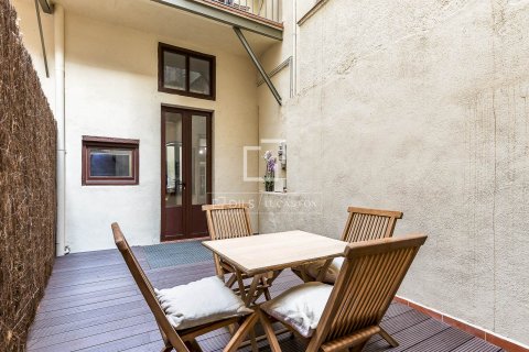 2 bedrooms apartment for sale in Barcelona, Catalonia, Spain № 3983 - photo 2