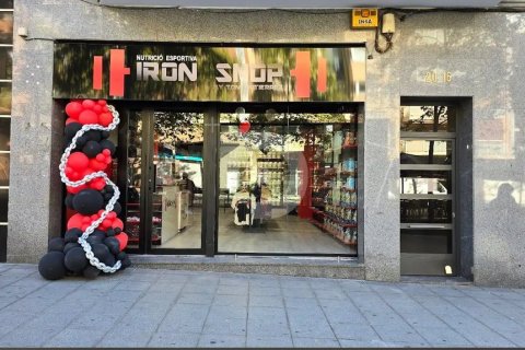 77 sq.m. retail store for sale in Barcelona, Catalonia, Spain № 5173