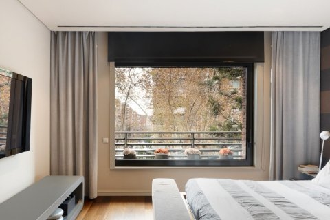 6 chambres apartment à vendre à Barcelona, Catalonia, Spain № 1539 - photo 15