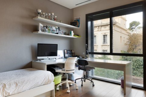 6 chambres apartment à vendre à Barcelona, Catalonia, Spain № 1539 - photo 23