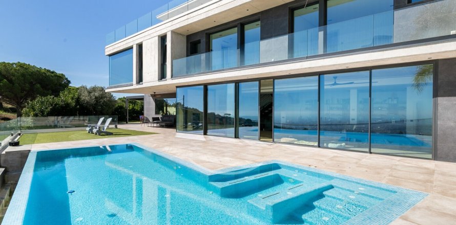 5 bedrooms house for sale in Barcelona, Catalonia, Spain № 1541