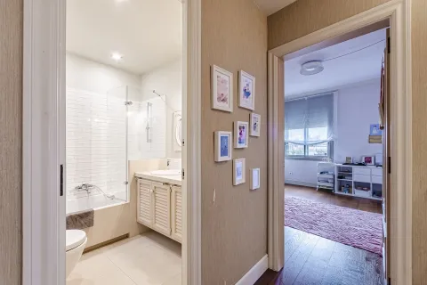 4 bedrooms apartment for sale in Barcelona, Catalonia, Spain № 1638 - photo 19
