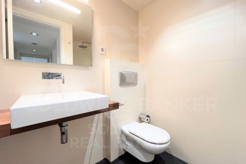 Apartamento de 3 dormitorios en venta en Barcelona, Cataluña, Spain № 5905 - foto 18