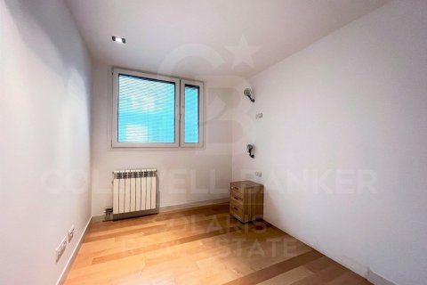 Apartamento de 3 dormitorios en venta en Barcelona, Cataluña, Spain № 5905 - foto 19