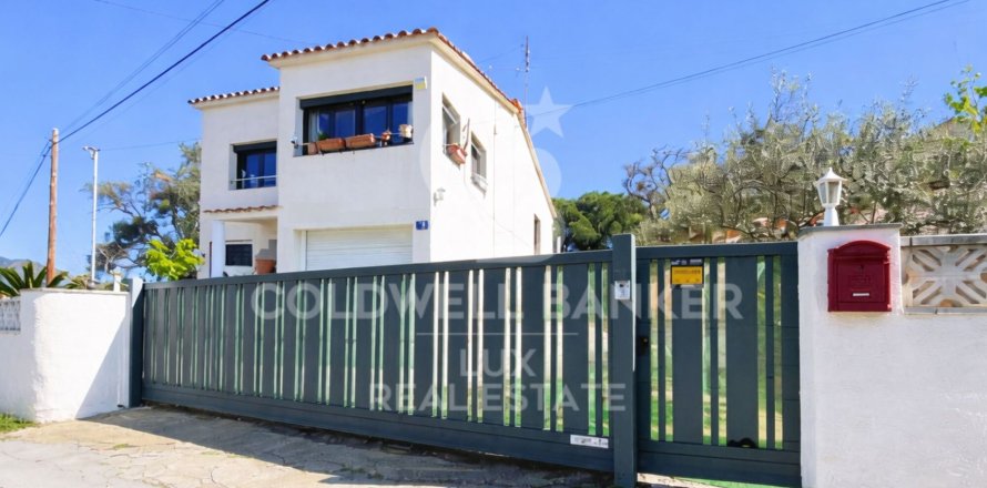 4 bedrooms house for sale in Roses, Girona, Catalonia, Spain № 5909