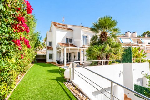 4 bedrooms villa for sale in Sitges, Barcelona, Catalonia, Spain № 9022 - photo 4