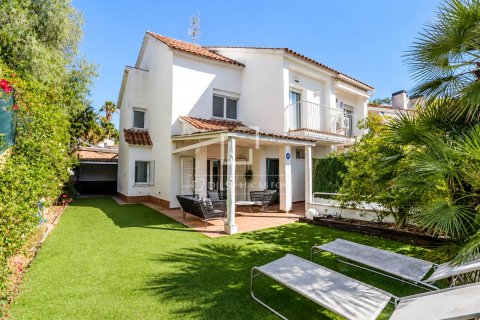 4 bedrooms villa for sale in Sitges, Barcelona, Catalonia, Spain № 9022