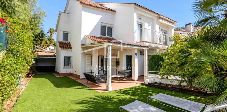 4 bedrooms villa for sale in Sitges, Barcelona, Catalonia, Spain № 9022