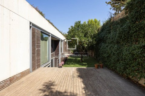 4 bedrooms villa for sale in Barcelona, Catalonia, Spain № 9021 - photo 19