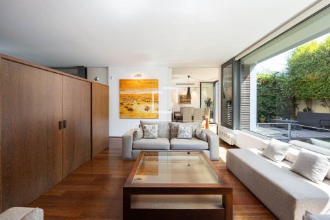 4 bedrooms villa for sale in Barcelona, Catalonia, Spain № 9021 - photo 11