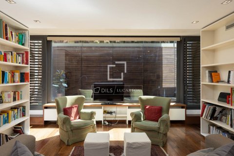 4 bedrooms villa for sale in Barcelona, Catalonia, Spain № 9021 - photo 29