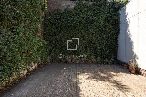 4 bedrooms villa for sale in Barcelona, Catalonia, Spain № 9021 - photo 18