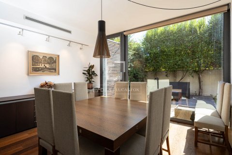 4 bedrooms villa for sale in Barcelona, Catalonia, Spain № 9021 - photo 14