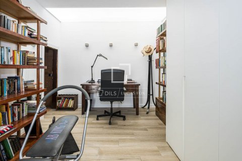 Villa de 5 dormitorios en venta en Bellaterra, Barcelona, Cataluña, Spain № 9024 - foto 25