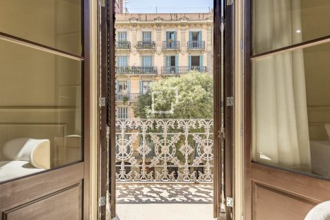 3 bedrooms apartment for sale in Barcelona, Catalonia, Spain № 9023 - photo 10