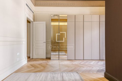 3 bedrooms apartment for sale in Barcelona, Catalonia, Spain № 9023 - photo 27
