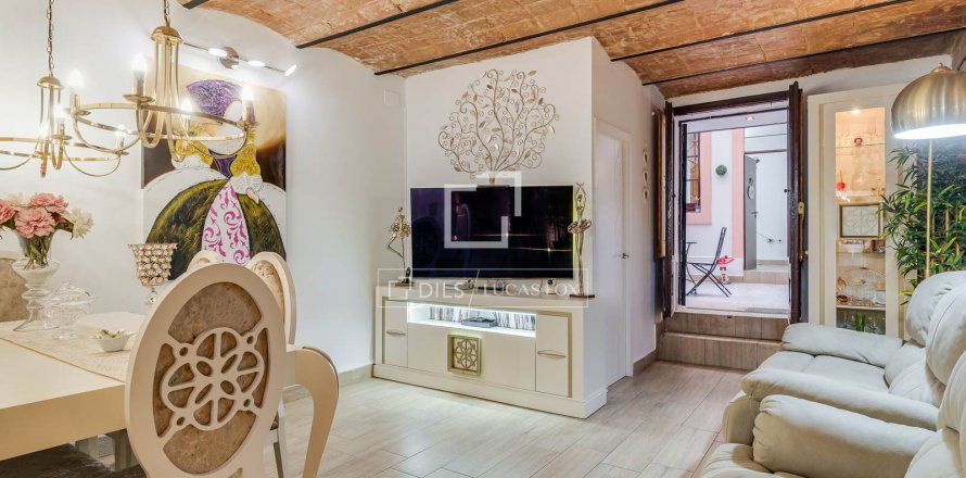 2 bedrooms apartment for sale in Barcelona, Catalonia, Spain № 9020