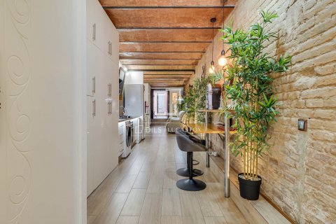 2 bedrooms apartment for sale in Barcelona, Catalonia, Spain № 9020 - photo 3