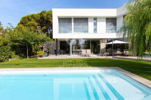 5 bedrooms house for sale in Teia, Barcelona, Catalonia, Spain № 5426 - photo 3