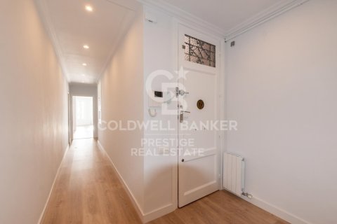 Ático de 3 dormitorios en venta en Barcelona, Cataluña, Spain № 5774 - foto 18
