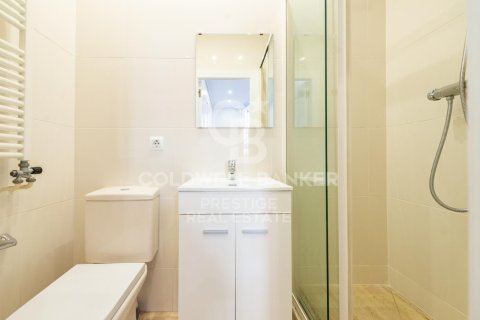 Ático de 3 dormitorios en venta en Barcelona, Cataluña, Spain № 5774 - foto 11