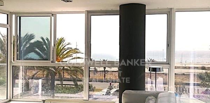 Apartamento de 3 dormitorios en venta en Barcelona, Cataluña, Spain № 7940