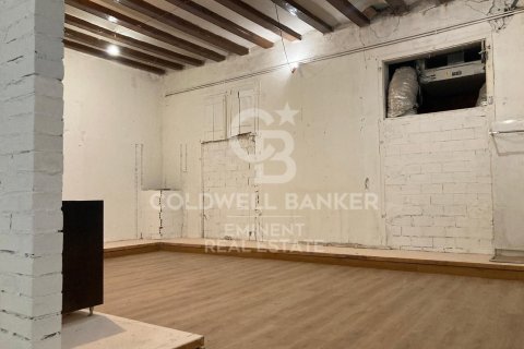 Apartamento de 4 dormitorios en venta en Barcelona, Cataluña, Spain № 7941 - foto 6