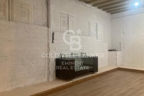 Apartamento de 4 dormitorios en venta en Barcelona, Cataluña, Spain № 7941 - foto 11