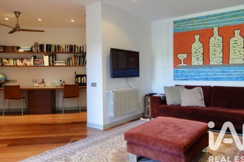 7 bedrooms house for sale in Sant Vicenc De Montalt, Barcelona, Catalonia, Spain № 4771 - photo 24