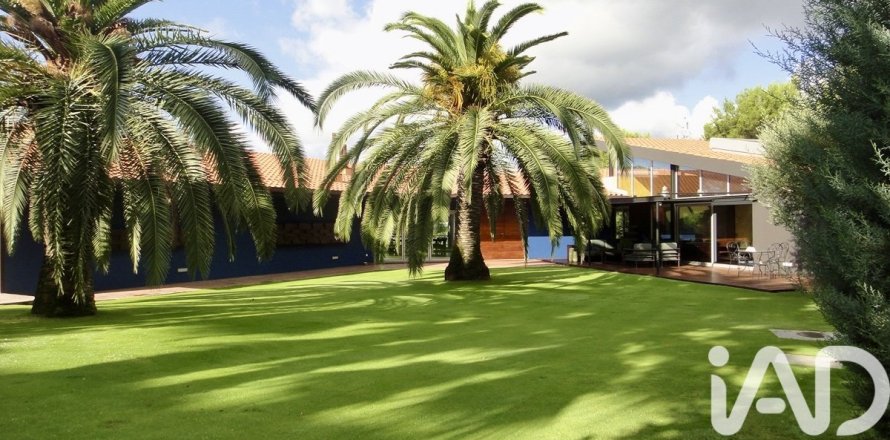7 bedrooms house for sale in Sant Vicenc De Montalt, Barcelona, Catalonia, Spain № 4771